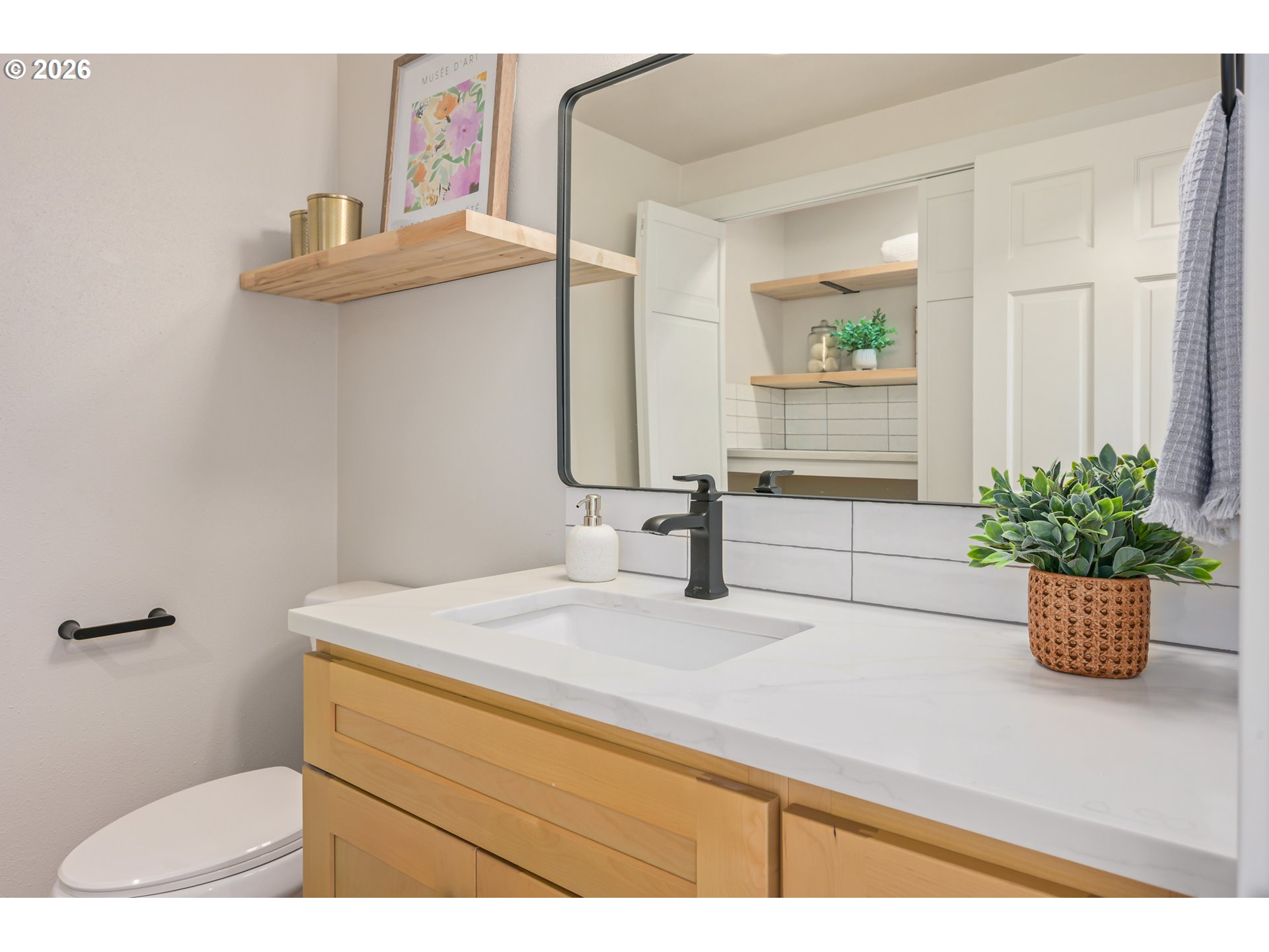 3810 Spring Boulevard Eugene, OR 97405 - Photo 18 of 39