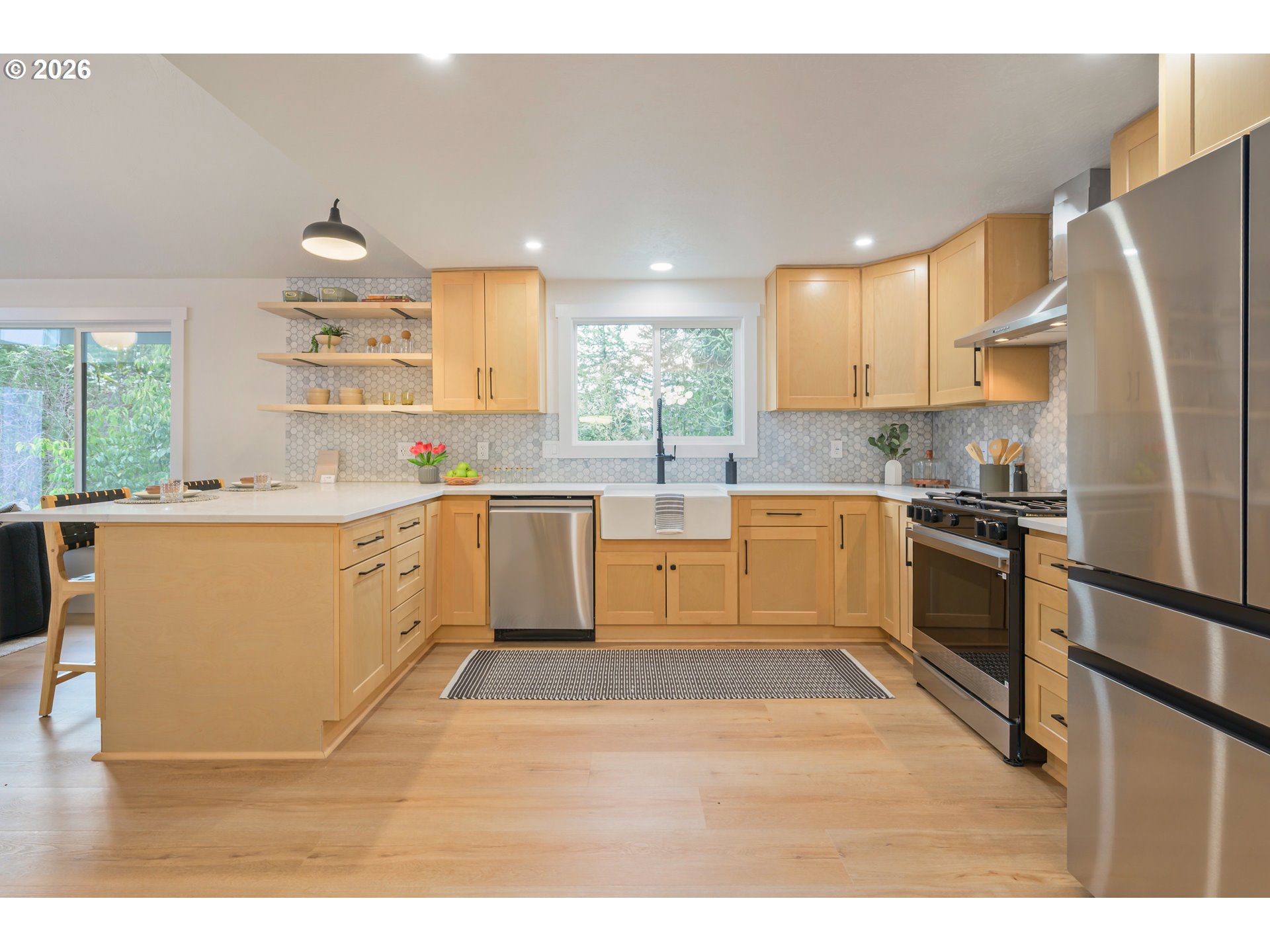 3810 Spring Boulevard Eugene, OR 97405 - Photo 10 of 39