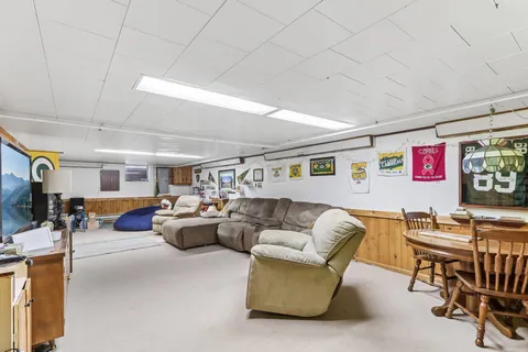 $389,999 | 2400 West Avalon Road, Janesville, WI 53546