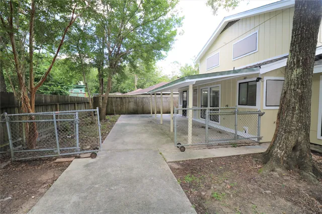 $2,200 | 2705 Wilmington Drive, Dickinson, TX 77539