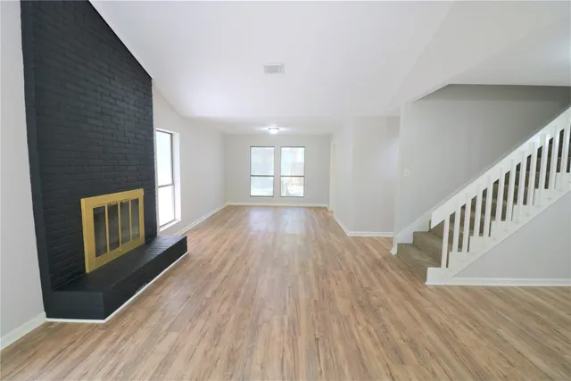 $2,200 | 2705 Wilmington Drive, Dickinson, TX 77539