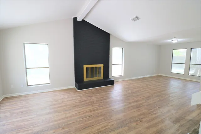 $2,200 | 2705 Wilmington Drive, Dickinson, TX 77539