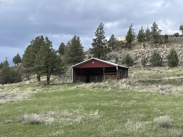 $295,000 | 801 Ferguson Road, John Day, OR 97845