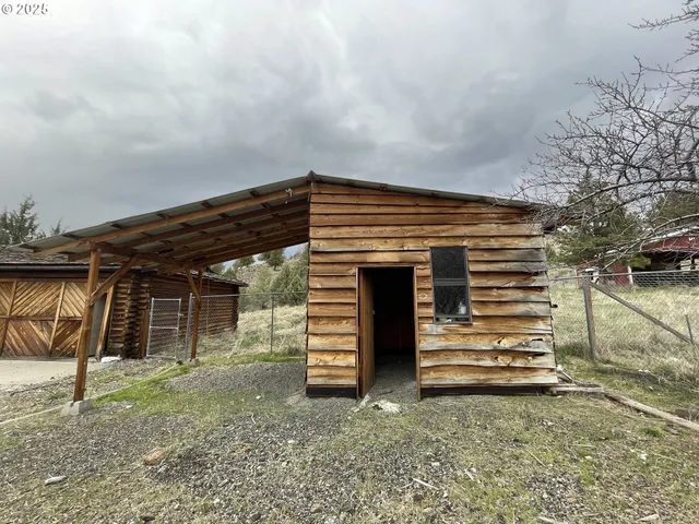 a view of storage and utility room