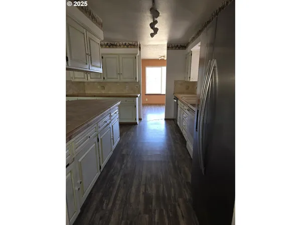 $295,000 | 801 Ferguson Road, John Day, OR 97845
