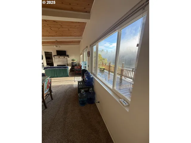 $450,000 | 70834 Devore Arm Road, Lakeside, OR 97449