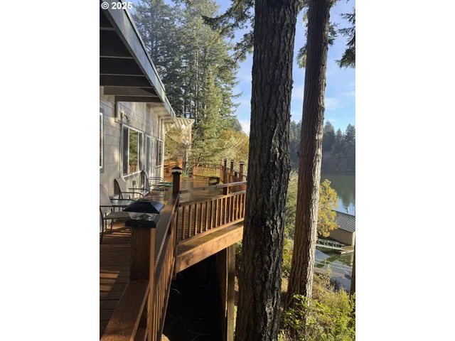 $450,000 | 70834 Devore Arm Road, Lakeside, OR 97449