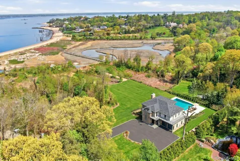 $8,258,000 | 29 Soundview Lane, Sands Point, NY 11050