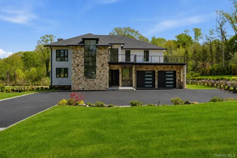 $8,258,000 | 29 Soundview Lane, Sands Point, NY 11050