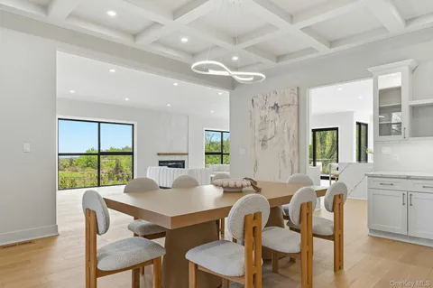 $8,258,000 | 29 Soundview Lane, Sands Point, NY 11050