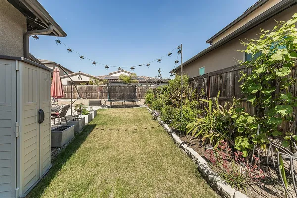 $799,950 | 877 Treasure Hills Drive, Madera, CA 93636