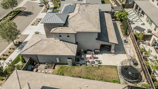 $799,950 | 877 Treasure Hills Drive, Madera, CA 93636