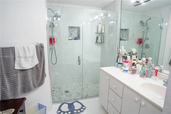 $375,000 | 17425 Northwest 75th Place, Unit 101, Hialeah, FL 33015