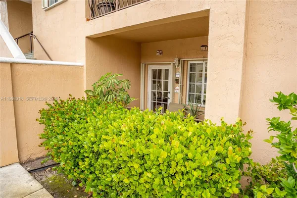 $375,000 | 17425 Northwest 75th Place, Unit 101, Hialeah, FL 33015