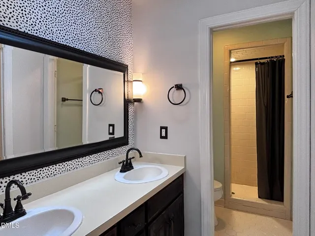 $2,100 | 207 Leeward Court, Cary, NC 27511