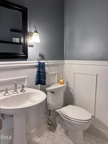 $2,100 | 207 Leeward Court, Cary, NC 27511