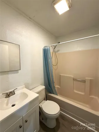 $850 | 609 West Davidson Avenue, Unit C, Gastonia, NC 28052