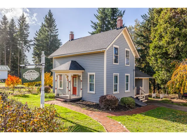 $525,000 | 21497 Highway 99E, Aurora, OR 97002