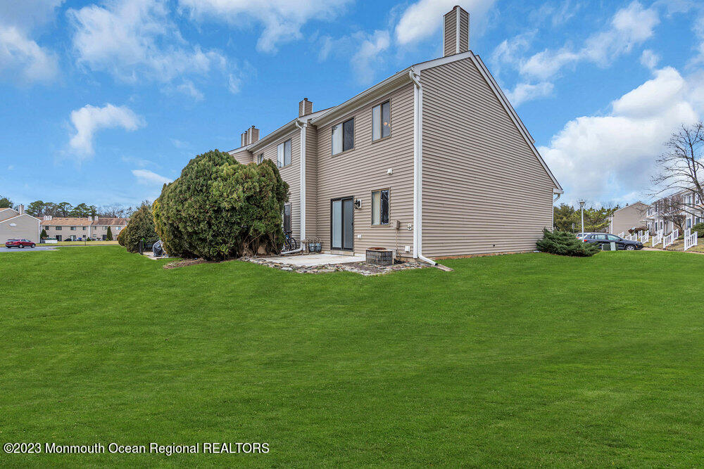 619 Sandra Place Brick, NJ 08724 - Photo 11 of 12 022_dsc07139-1