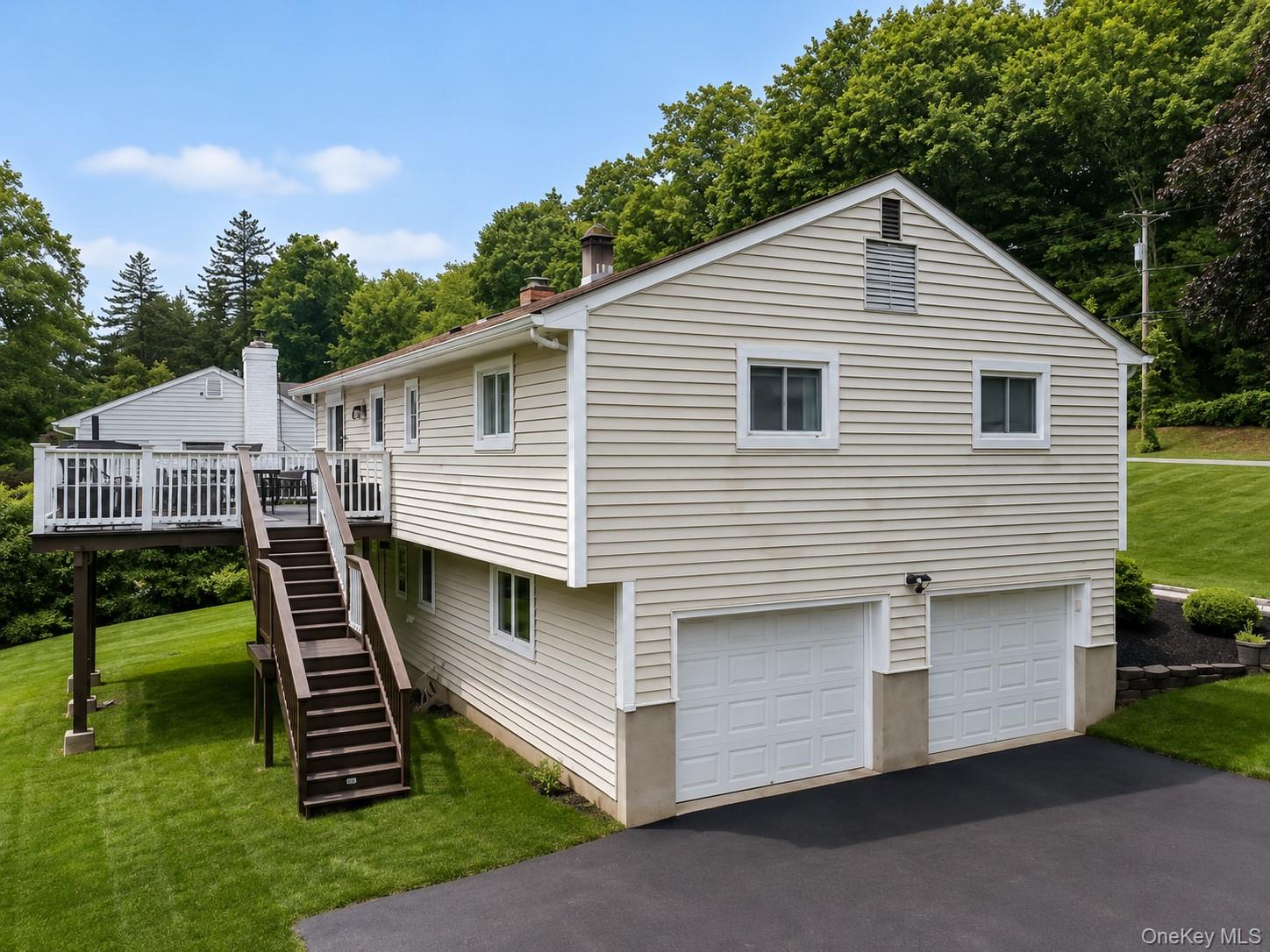 63 Dixon Road Carmel, NY 10512 - Photo 3 of 21