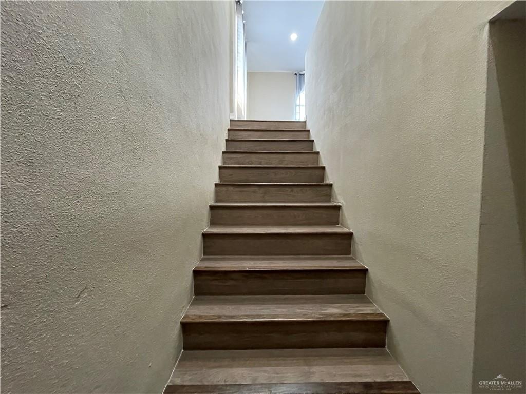 8006 Senecio Street Mission, TX 78574 - Photo 21 of 31 a view of entryway