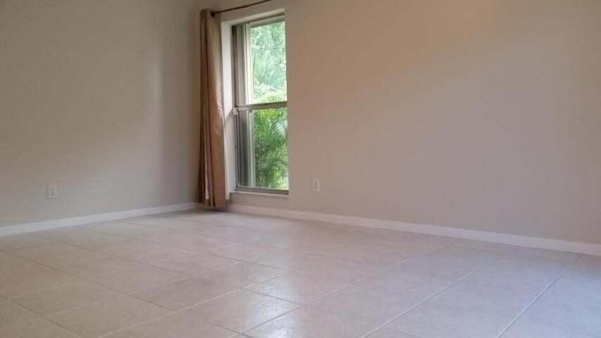 117 Bent Arrow Drive, Unit B Jupiter, FL 33458 - Photo 10 of 18 20171103162513808010000000-o