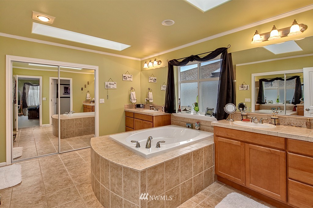 16630 Southeast 167th Street Renton, WA 98058 - Photo 13 of 21