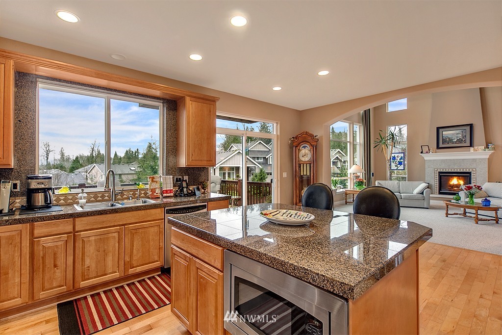 16630 Southeast 167th Street Renton, WA 98058 - Photo 9 of 21