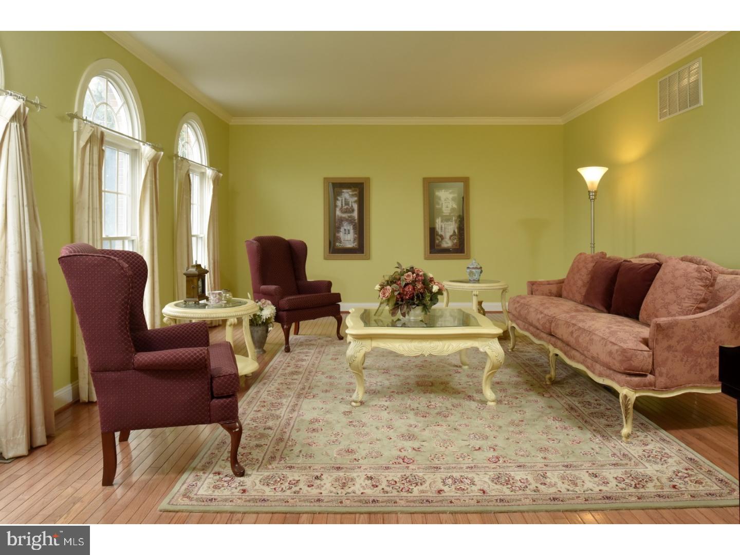 9 Jewel Road Princeton Junction, NJ 08550 - Photo 5 of 23 Living Room