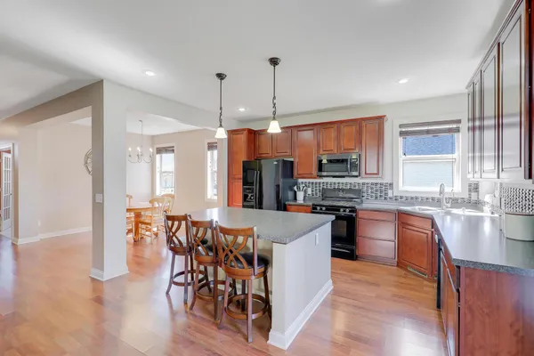 $455,000 | 1836 Spring Creek Drive, Carver, MN 55315