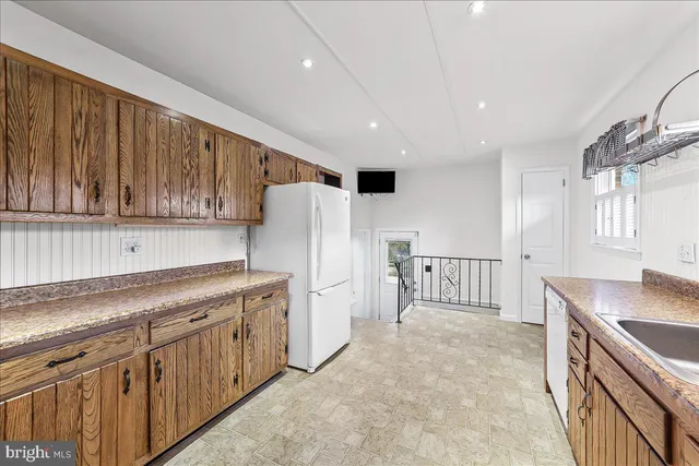 $409,000 | 206 Werden Drive, New Castle, DE 19720