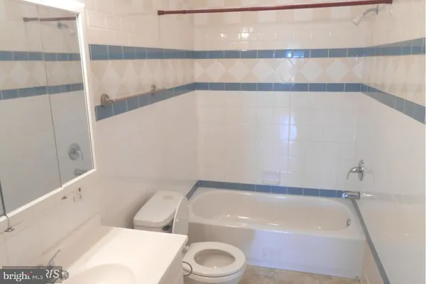 $1,375 | 9460 Williamsport Pike, Falling Waters, WV 25419