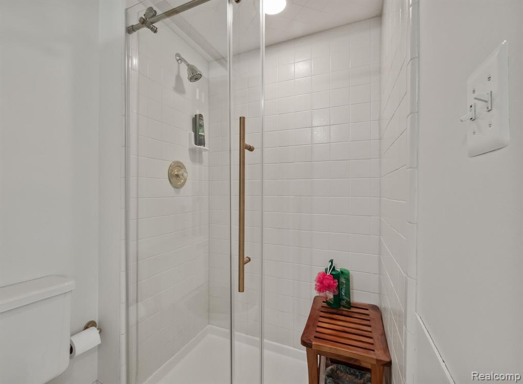 264 Stonetree Circle Rochester Hills, MI 48309 - Photo 26 of 35