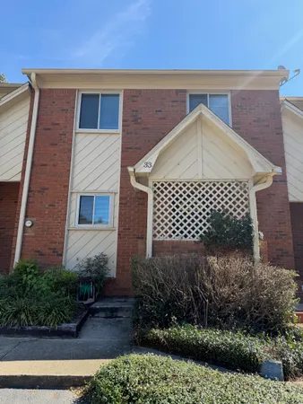 $2,050 | 3207 Shamrock Street East, Unit 33, Tallahassee, FL 32309