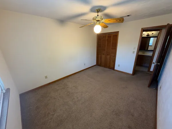 $2,050 | 3207 Shamrock Street East, Unit 33, Tallahassee, FL 32309