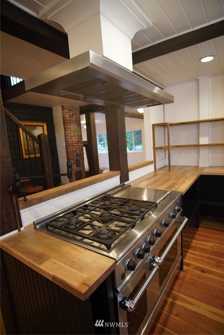 7548 Littlerock Road Southwest Olympia, WA 98512 - Photo 12 of 32 Gallery Image 12