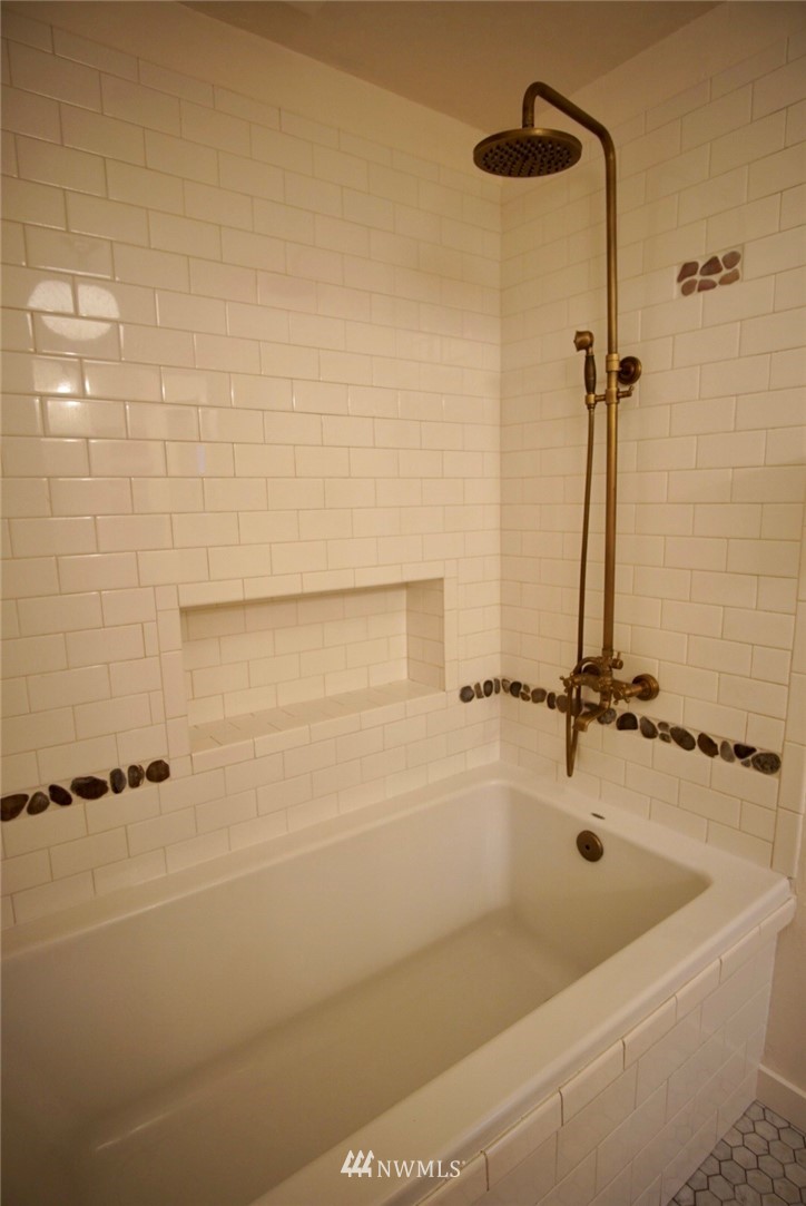 7548 Littlerock Road Southwest Olympia, WA 98512 - Photo 22 of 32 Gallery Image 22