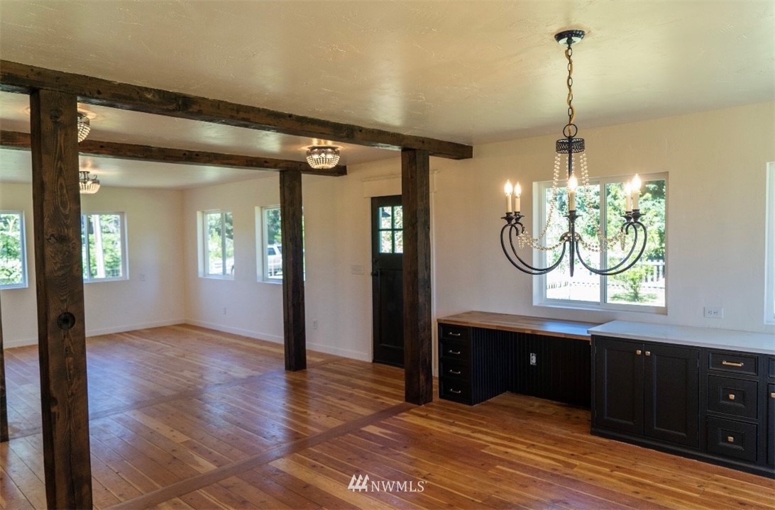 7548 Littlerock Road Southwest Olympia, WA 98512 - Photo 5 of 32 Gallery Image 5