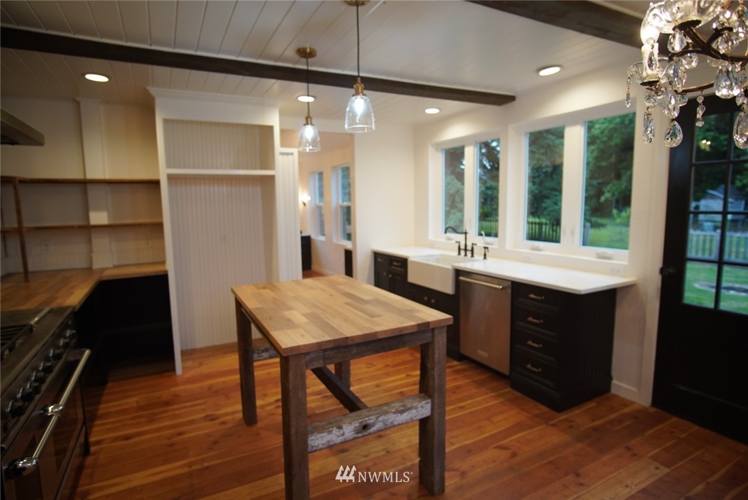 7548 Littlerock Road Southwest Olympia, WA 98512 - Photo 10 of 32 Gallery Image 10