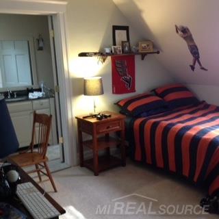 156 Kerby Road Grosse Pointe, MI 48236 - Photo 27 of 52 Bedroom w/En-Suite Bath