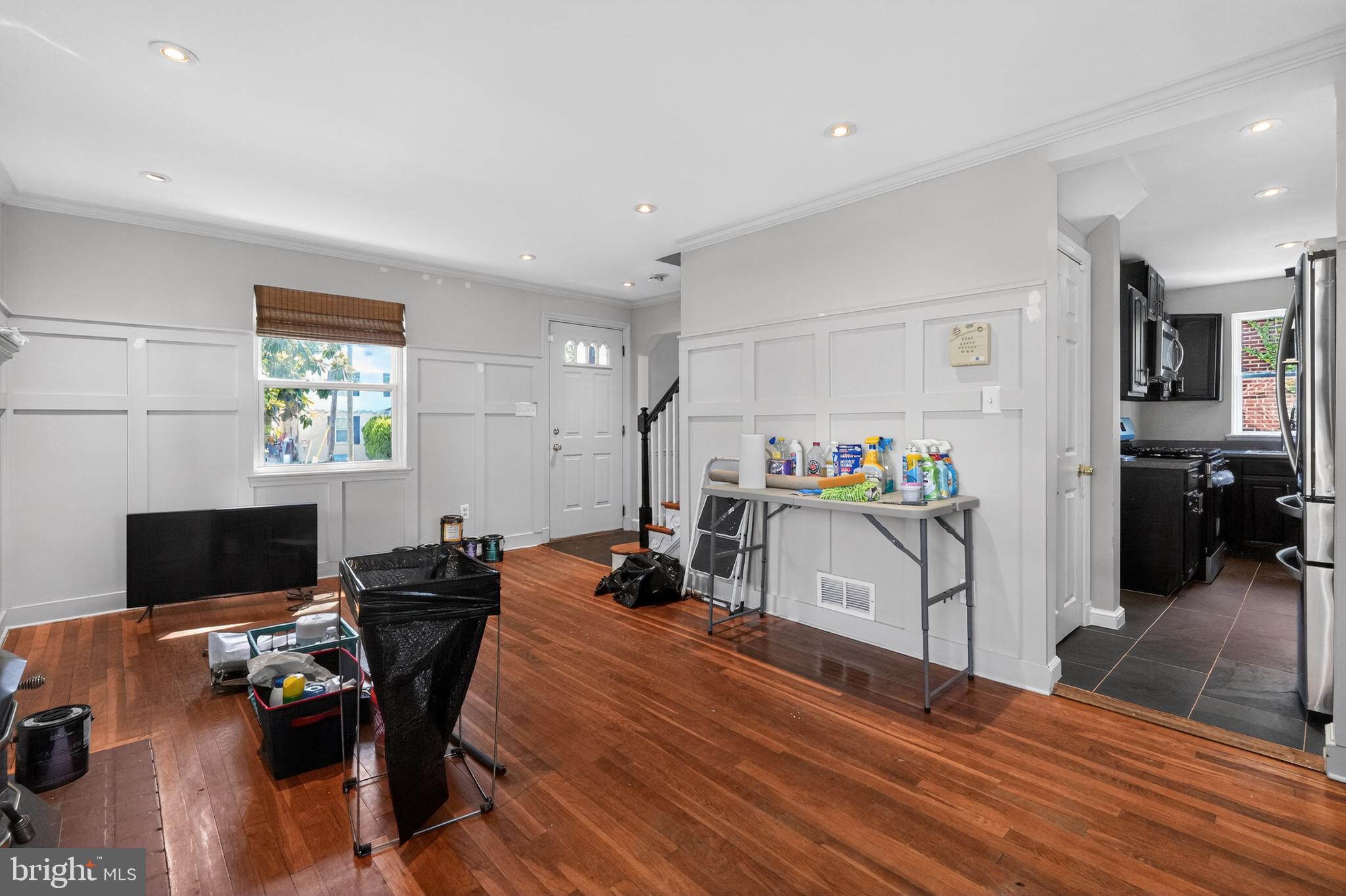 2713 Arcola Avenue Silver Spring, MD 20902 - Photo 4 of 18