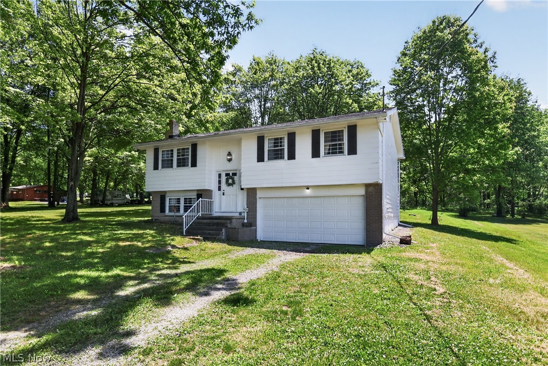 7926 Price Shaffer Road Hubbard, OH 44425 - Photo 17 of 30