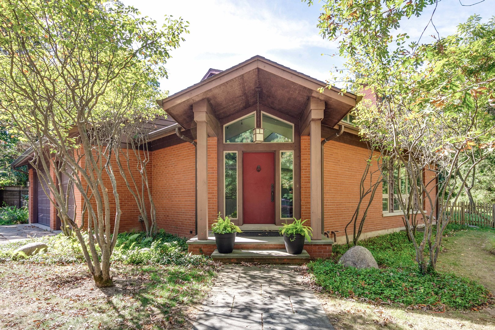 1175 Edgewood Road Lake Forest, IL 60045 - Photo 3 of 52