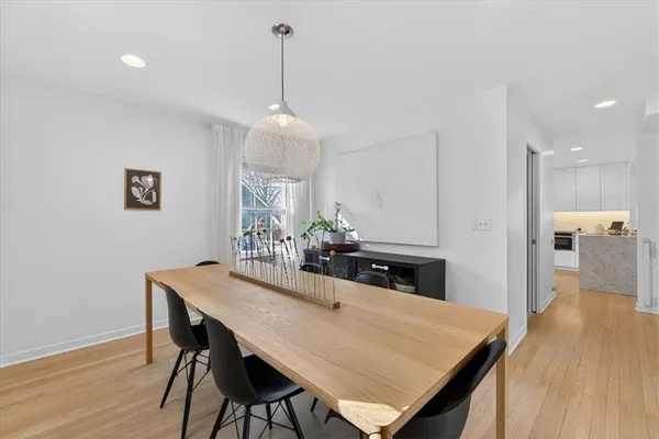 $699,950 | 2902 West 71st Terrace, Prairie Village, KS 66208