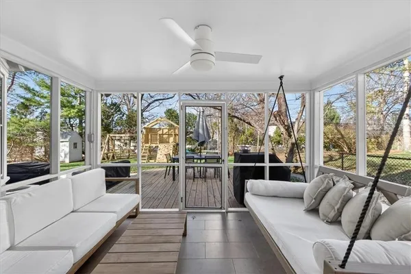 $699,950 | 2902 West 71st Terrace, Prairie Village, KS 66208