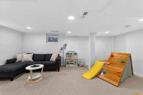 $699,950 | 2902 West 71st Terrace, Prairie Village, KS 66208