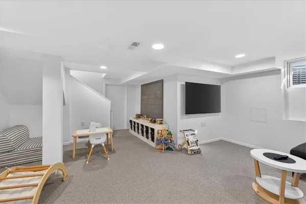 $699,950 | 2902 West 71st Terrace, Prairie Village, KS 66208