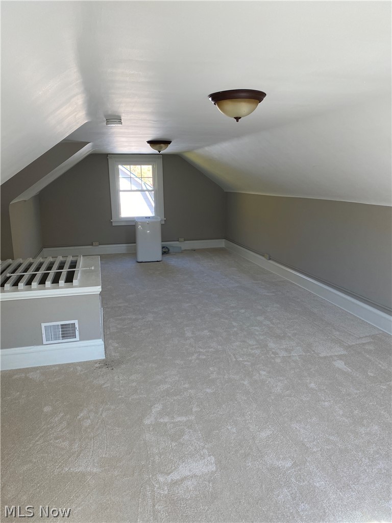 2660 South Taylor Road Cleveland, OH 44118 - Photo 21 of 30