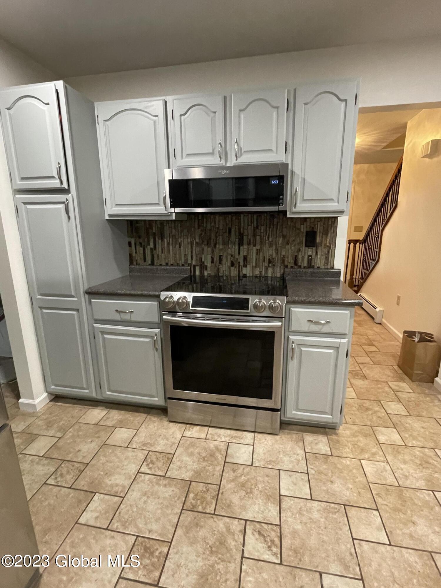 51 Oak Tree Circle Queensbury, NY 12804 - Photo 12 of 36 kitchen3