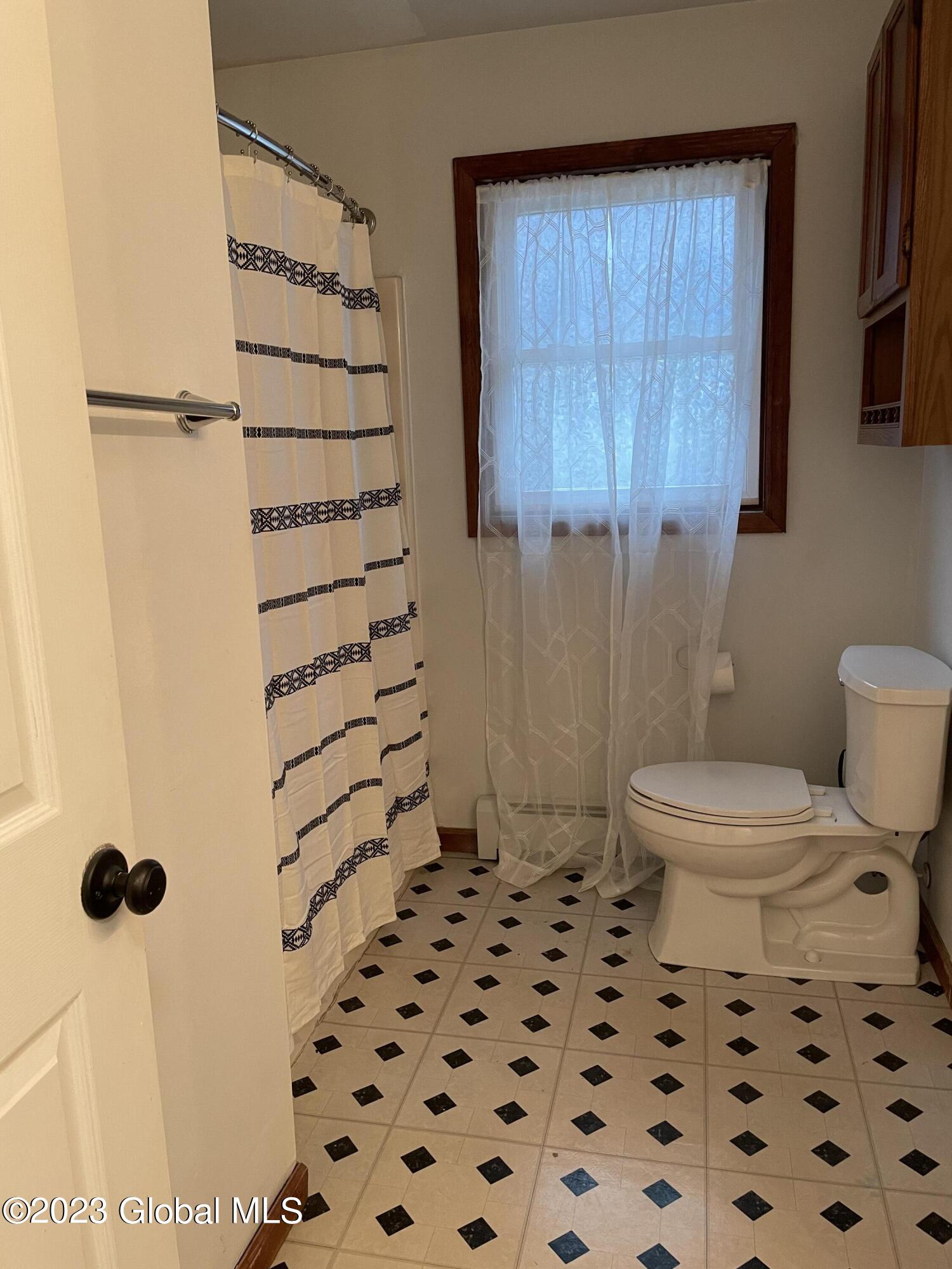 51 Oak Tree Circle Queensbury, NY 12804 - Photo 28 of 36 bath2